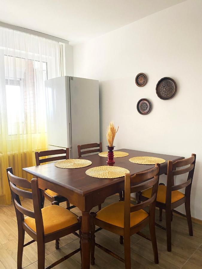 Apartman Milica Appartement Ni Buitenkant foto